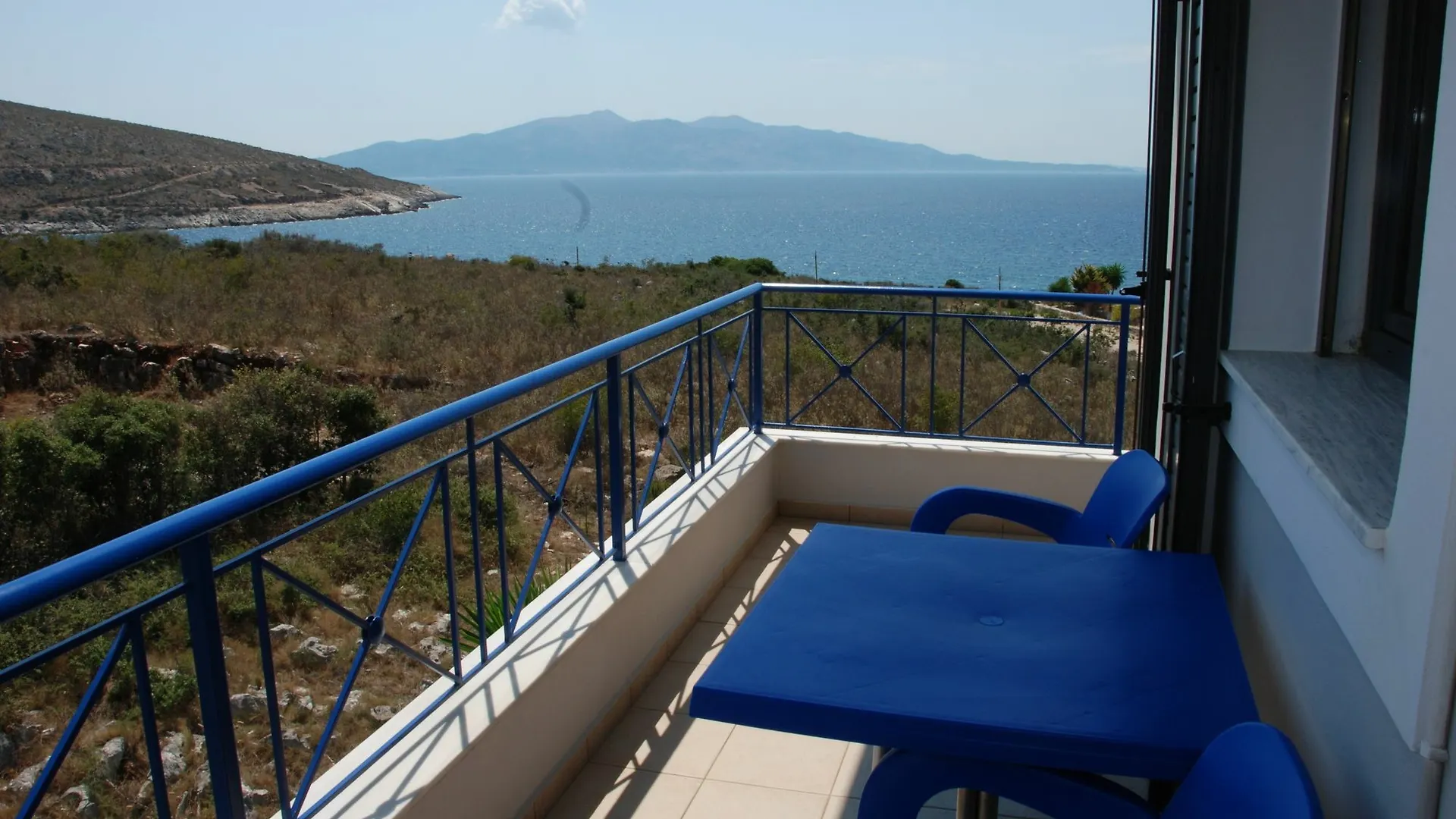 Erdeti Boutique Hotel Sarandë Apartmán
