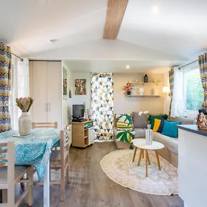 https://le-frejus.fr-provencehotel.com